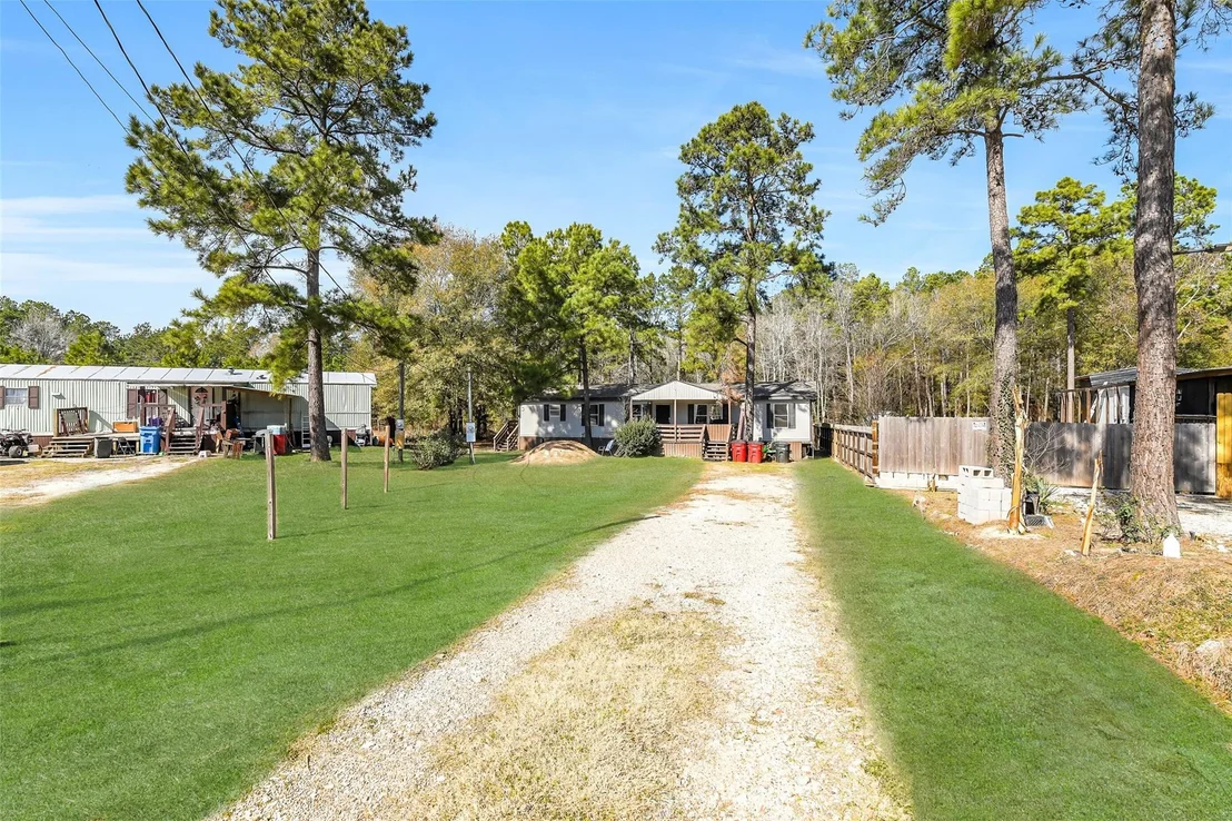 Photo of 21507 Juliann Alyes