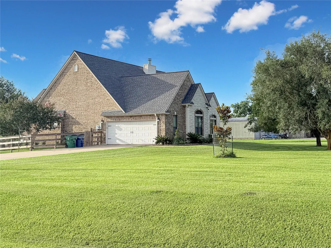 Photo of 807 Mill Road
