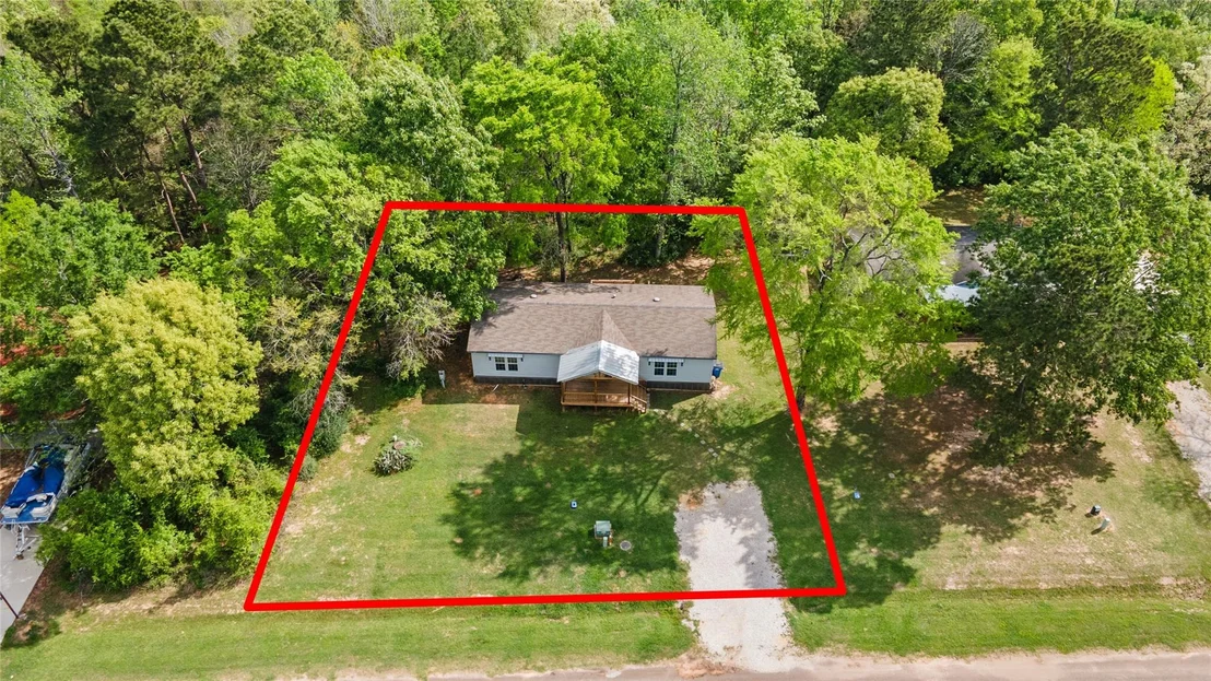 Photo of 141 Leaning Oak Drive