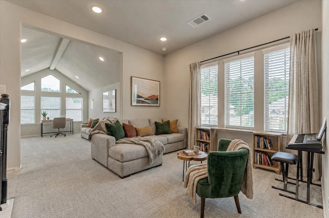 Photo of 238 Bronze View Drive
