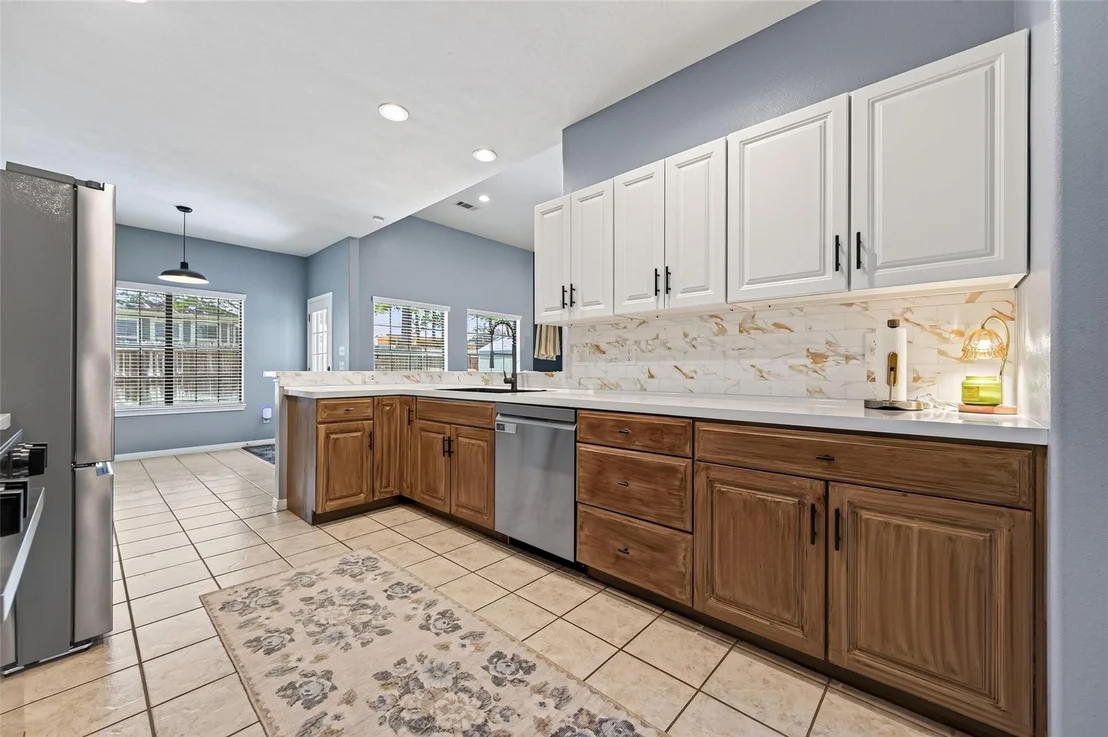 Photo of 12430 Longfellow Drive
