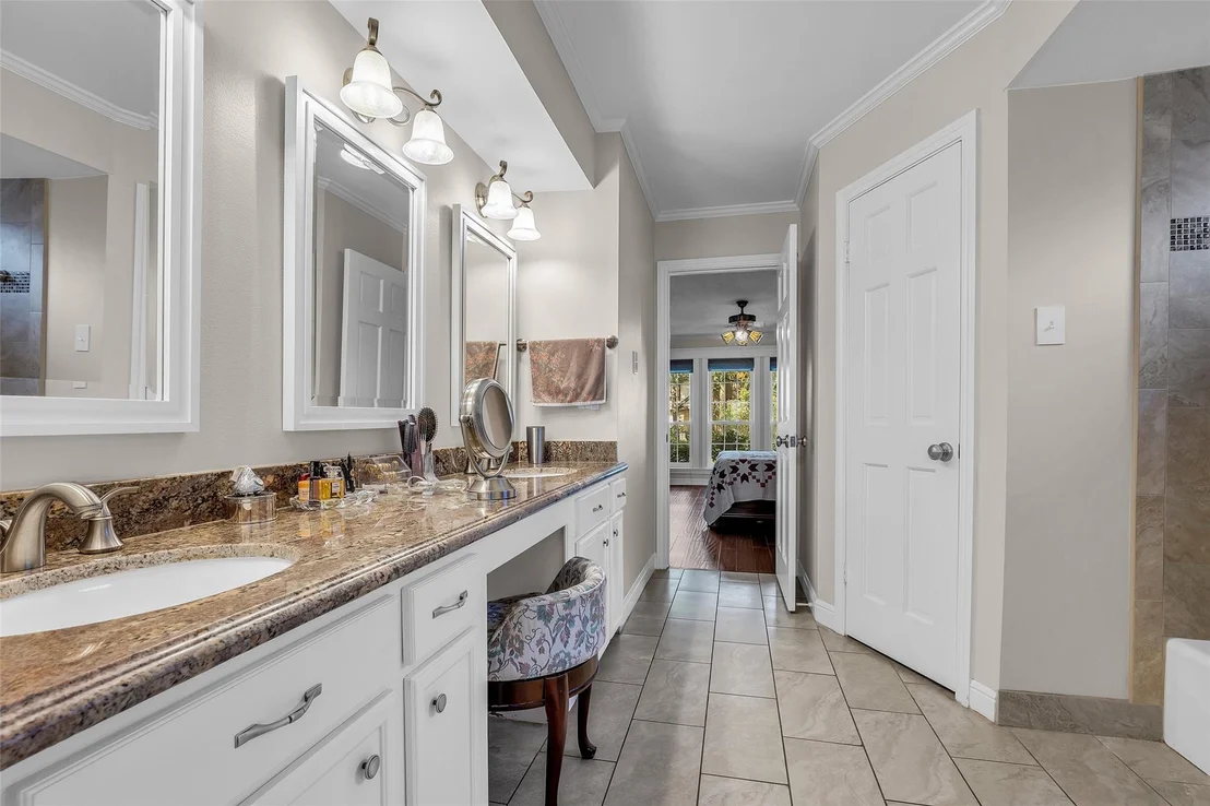 Photo of 18019 Shadow Valley Drive