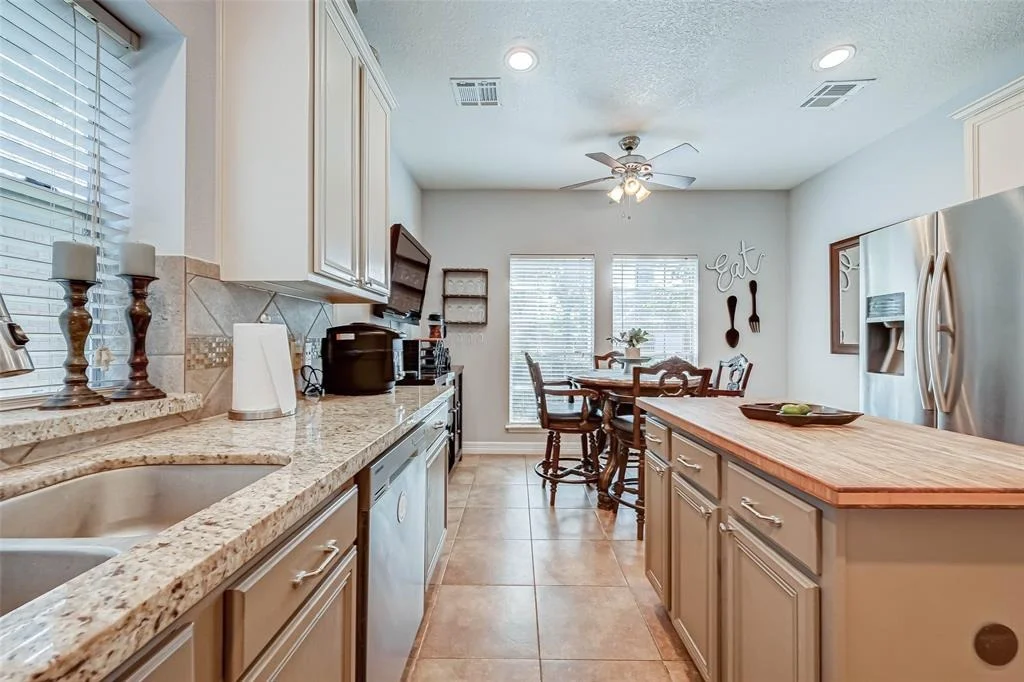 Photo of 14507 Huntmont Drive