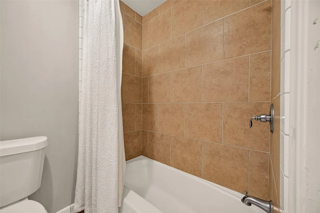 Photo of 8007 Vickridge Lane