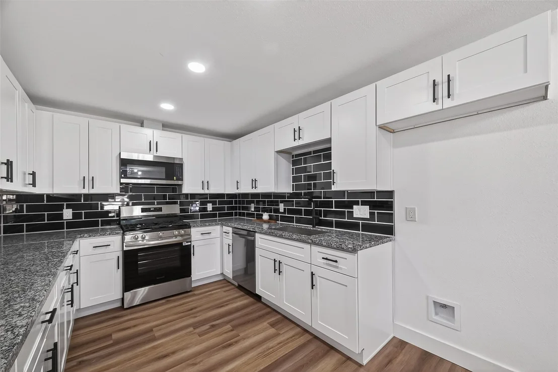 Photo of 3112 Hays Street
