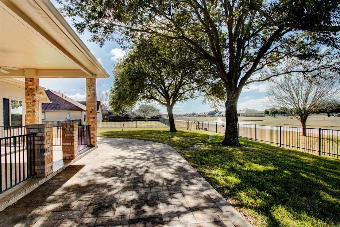 Photo of 3327 River Bend Drive