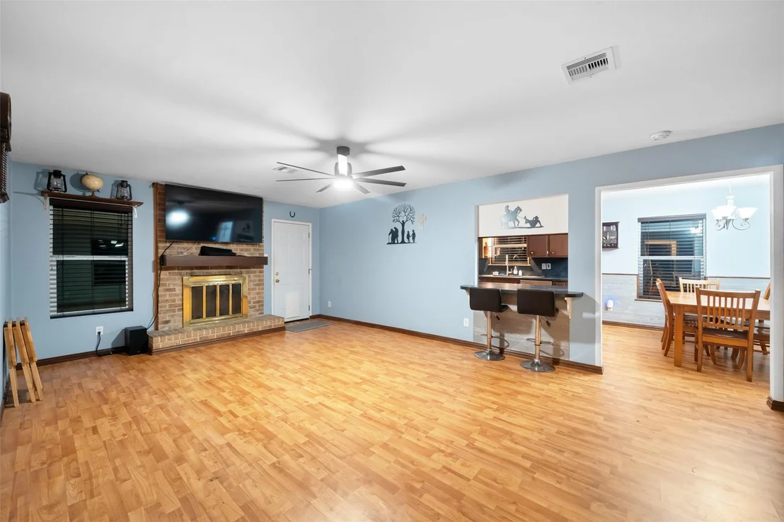 Photo of 242 Magnolia Drive
