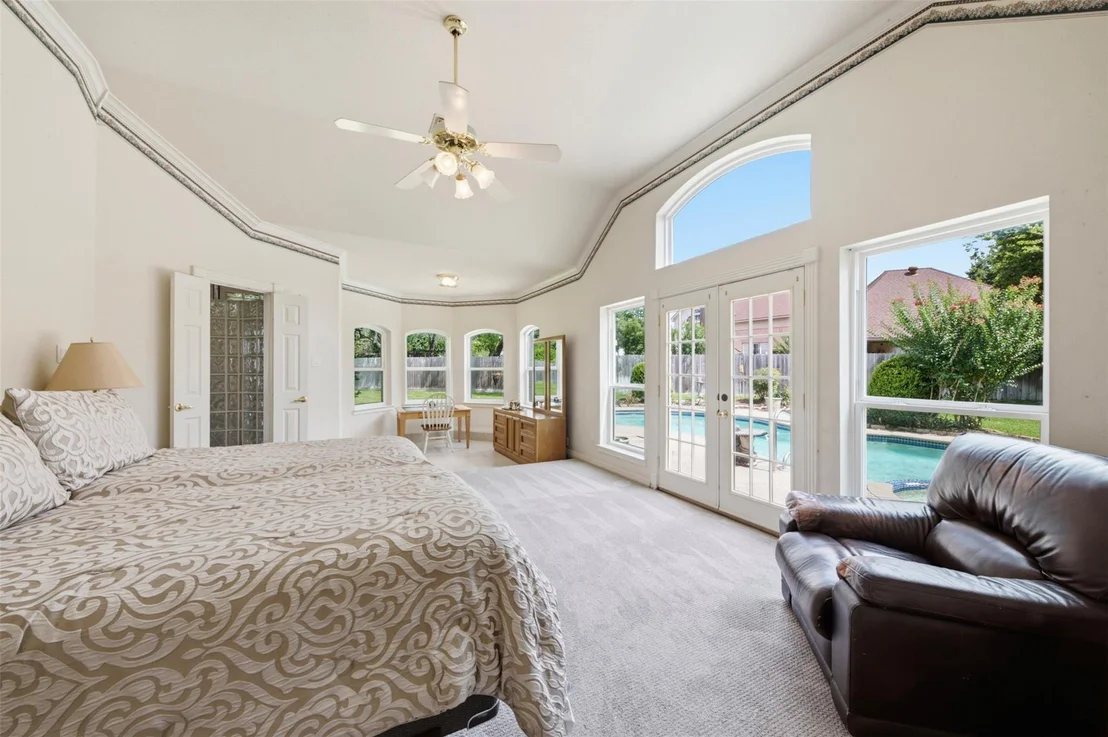 Photo of 7114 Centre Oaks Drive
