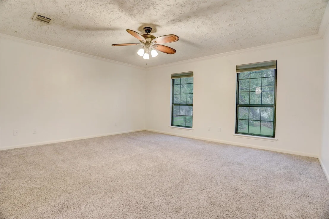 Photo of 602 Windsor Glen Drive