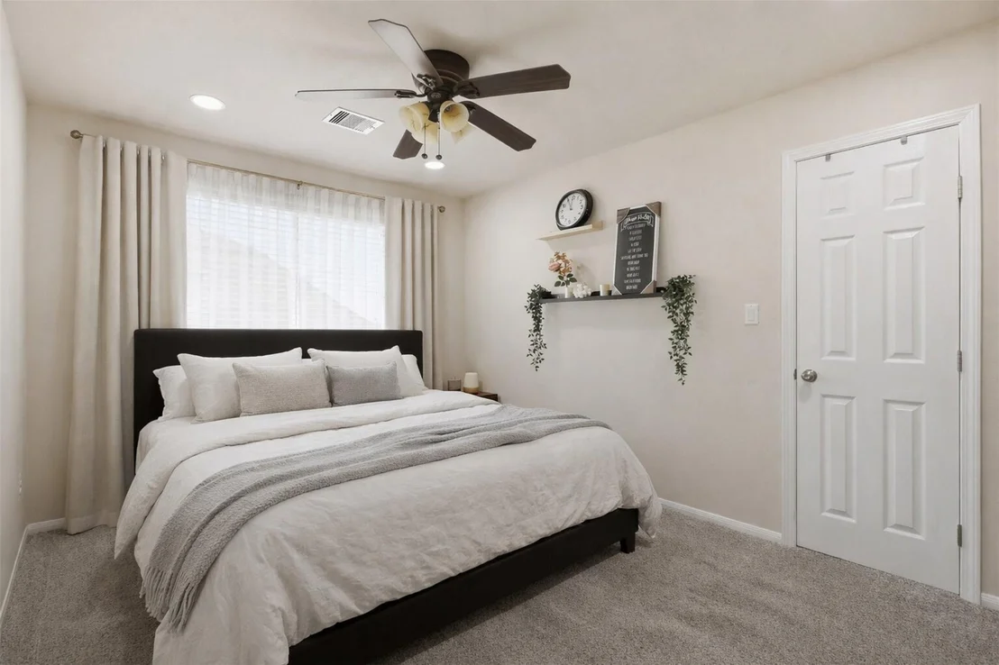 Photo of 8806 Willow Wind Lane