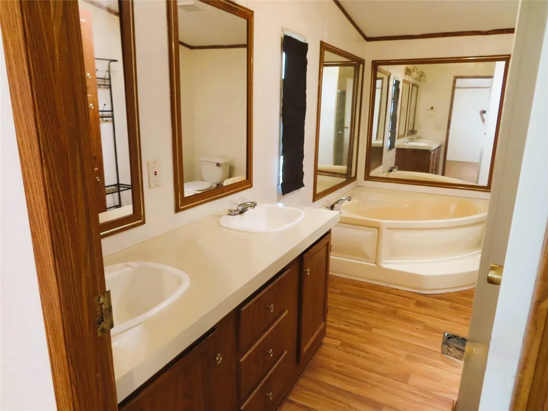 Photo of 16448 Hill Country Drive