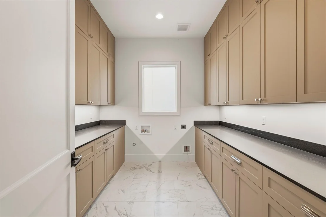 Photo of 50 Aria Isle Drive
