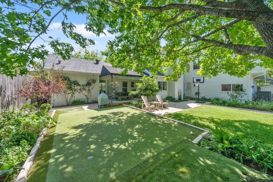 Photo of 6510 Community Drive