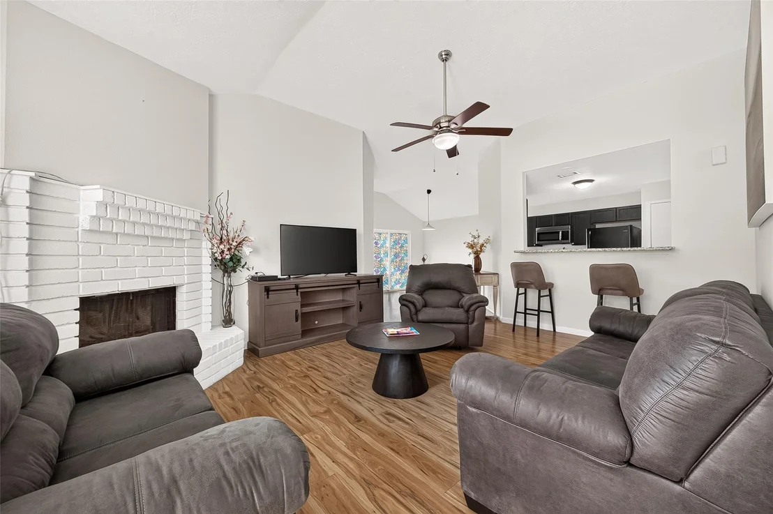 Photo of 6718 Bluebottle Lane