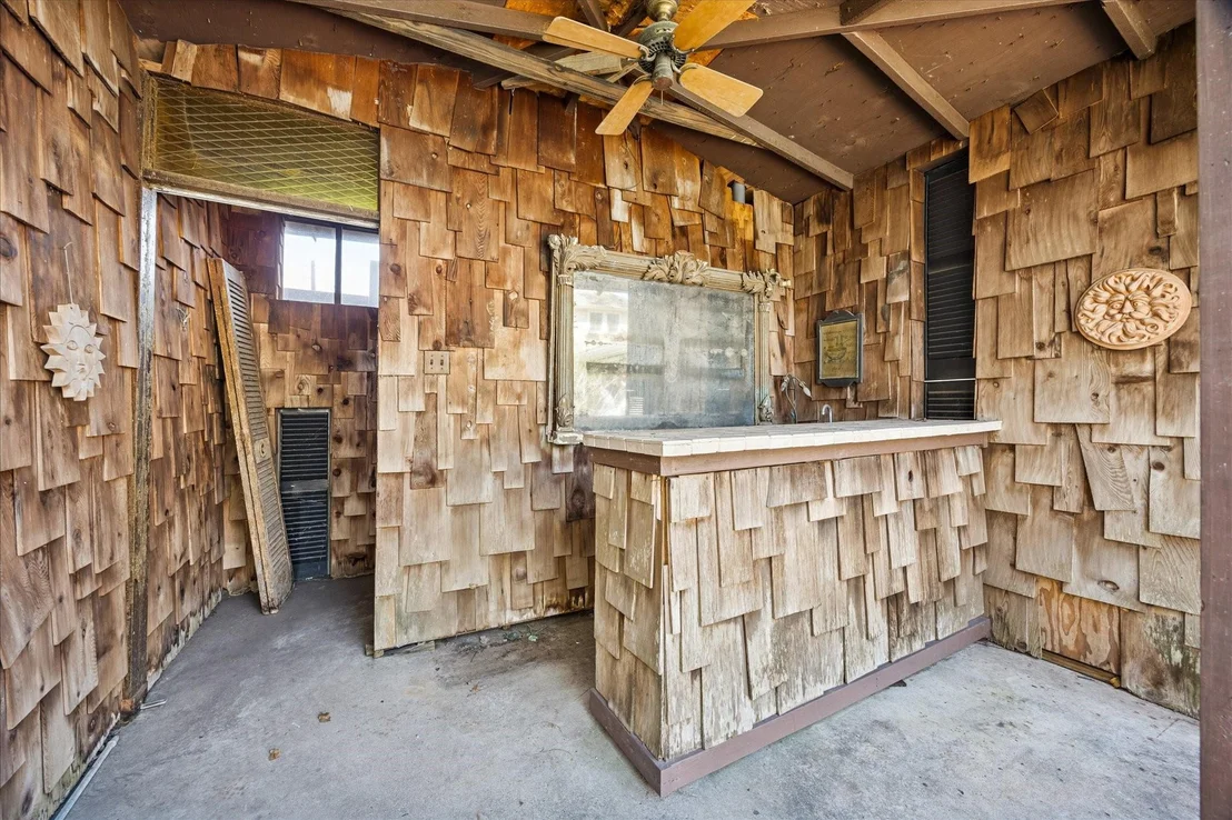 Photo of 8611 Ferris Drive