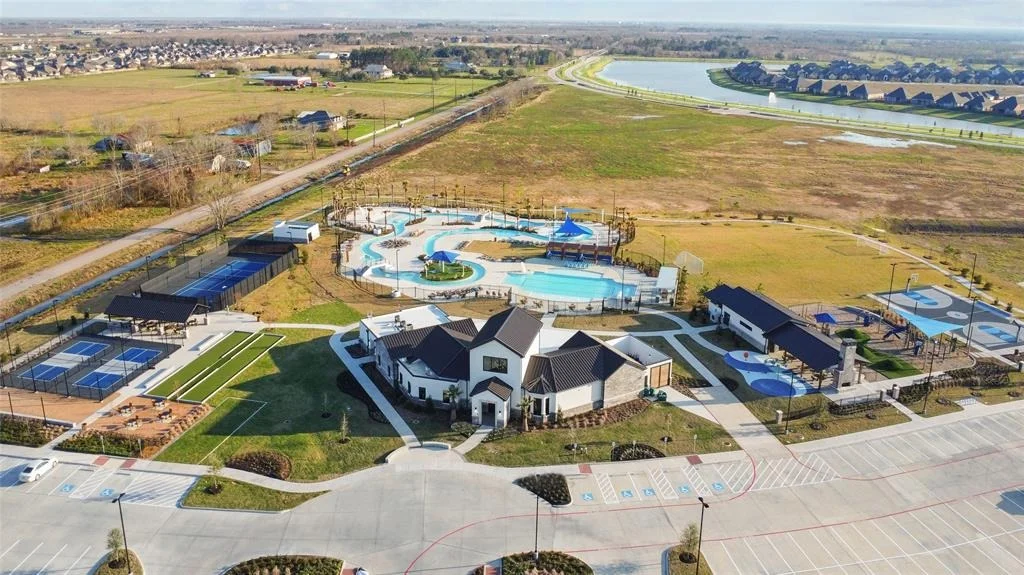 Photo of 10855 Cliffs View Drive