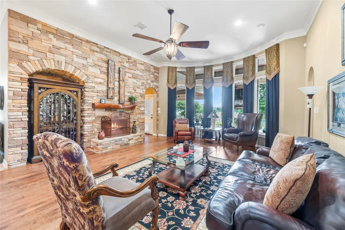 Photo of 32707 Westminster Drive
