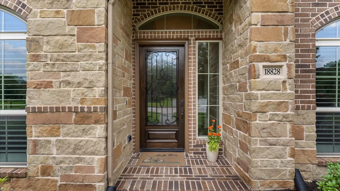 Photo of 18828 Collins View Drive