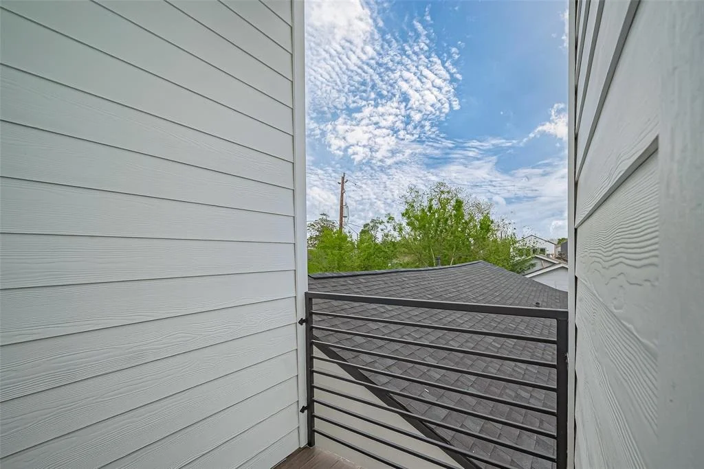 Photo of 6907 Saint Augustine Street
