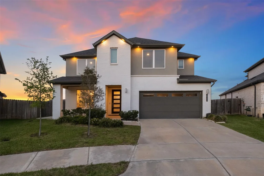 Photo of 28306 Hannahs Harbor Lane