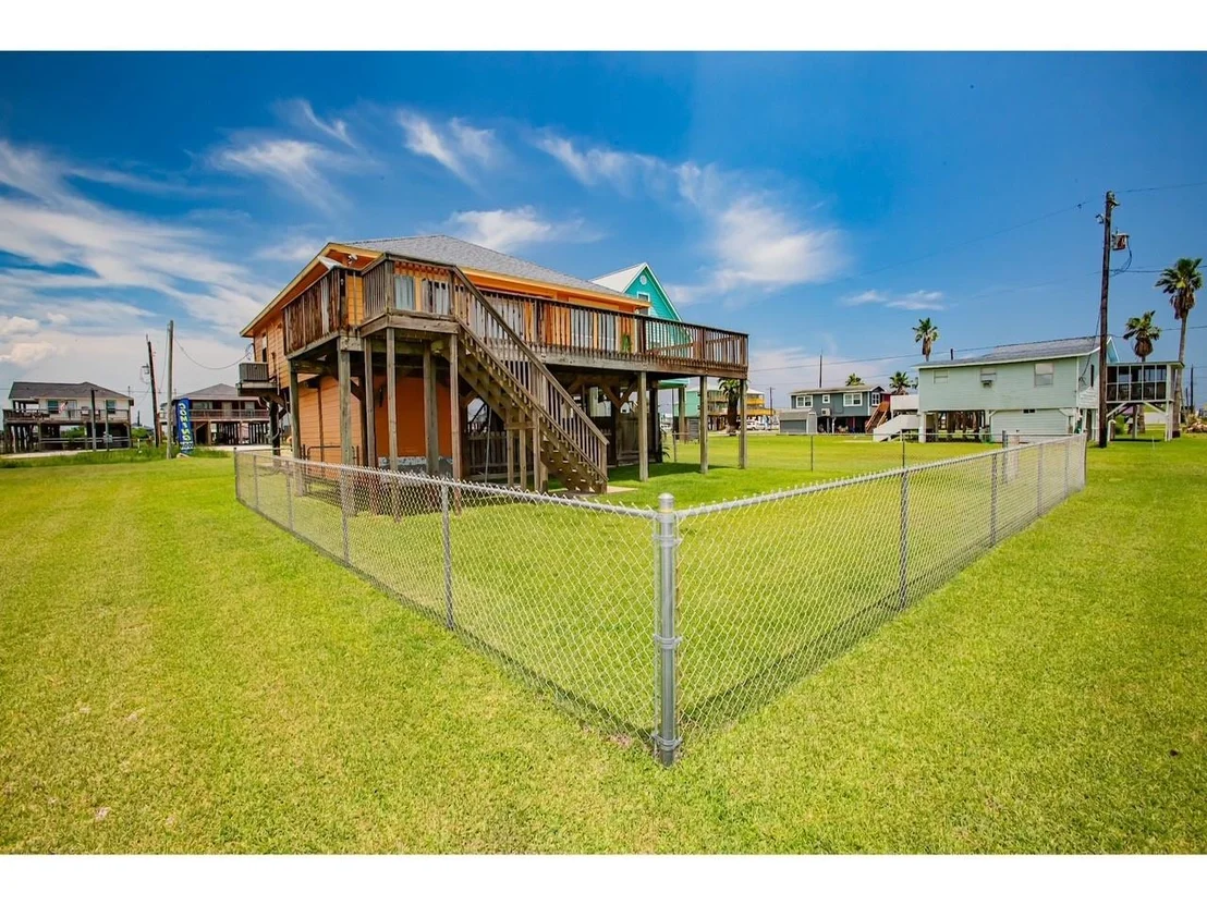 Photo of 419 Thunder Road