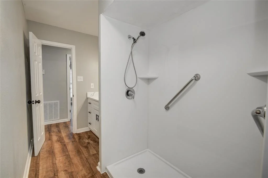 Photo of 3610 Mclean Road