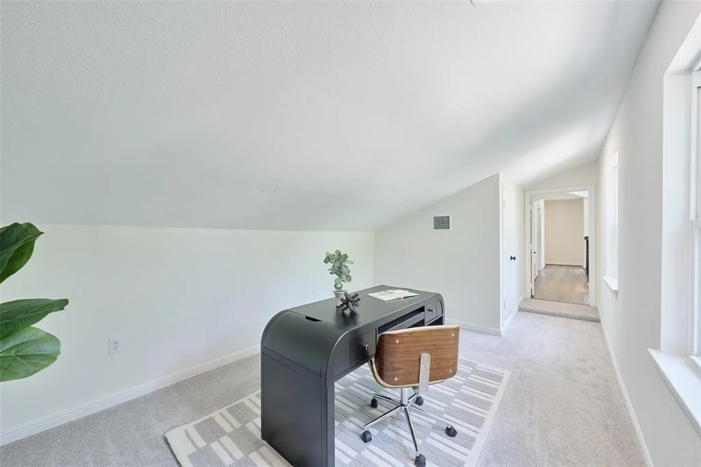 Photo of 2514 Blackjack Oak Place