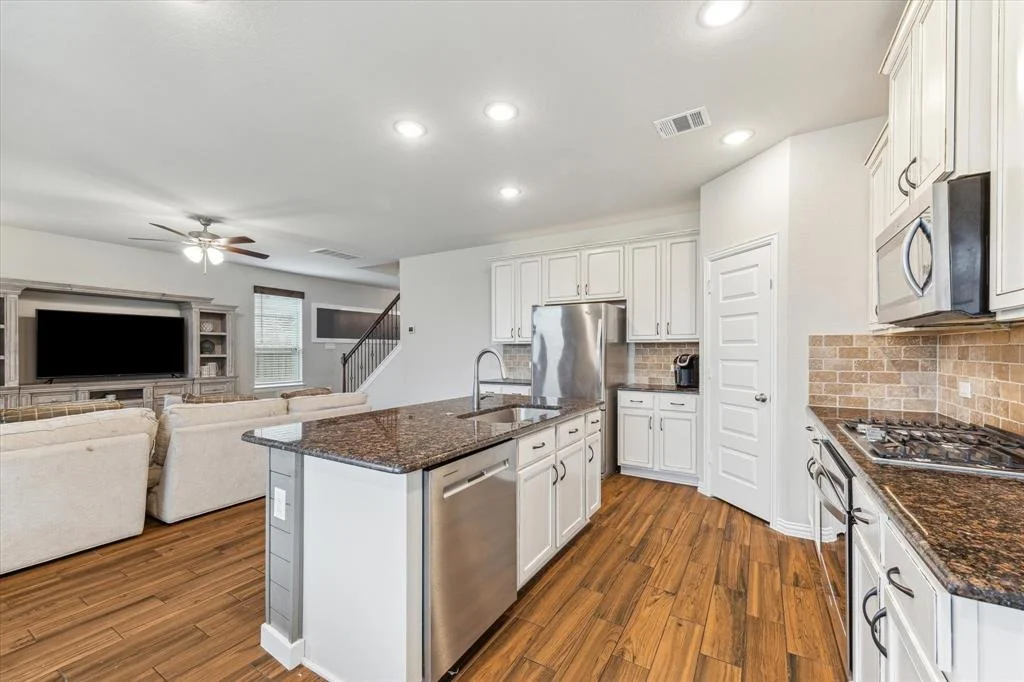 Photo of 7110 Poppyseed Trail