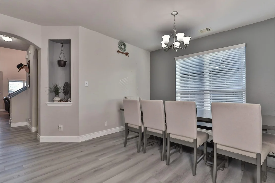 Photo of 107 Forest Bend Court
