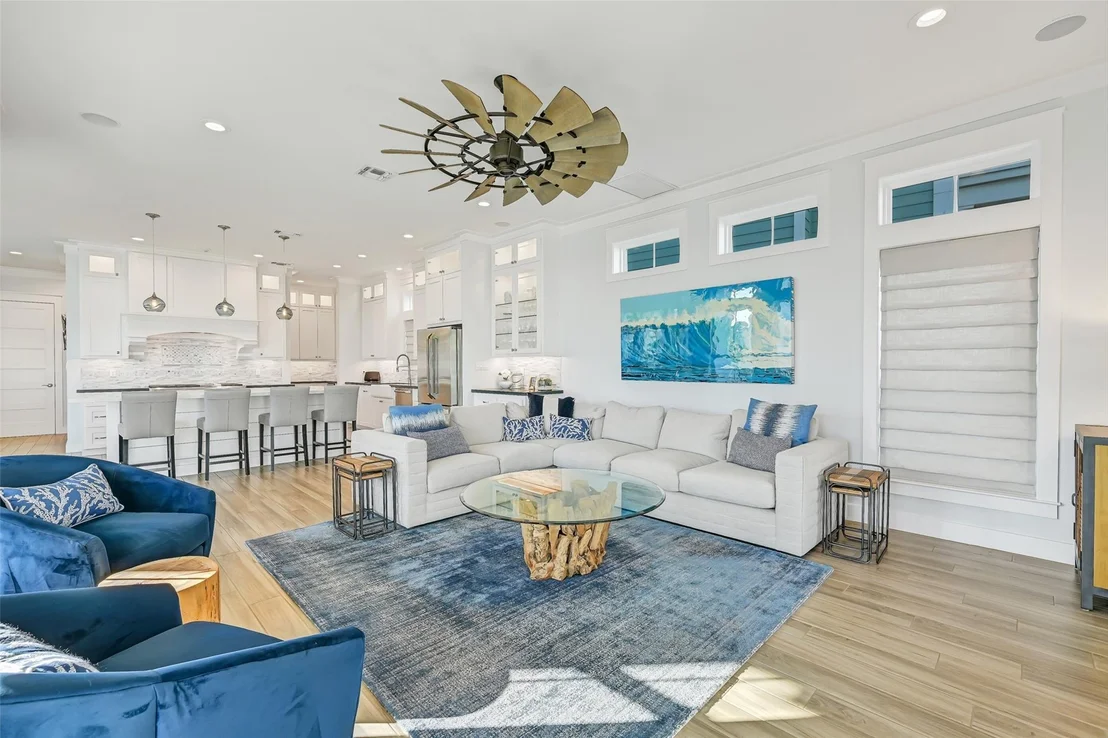 Photo of 11614 Beachside