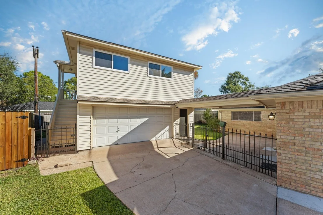 Photo of 10614 Lynbrook Drive