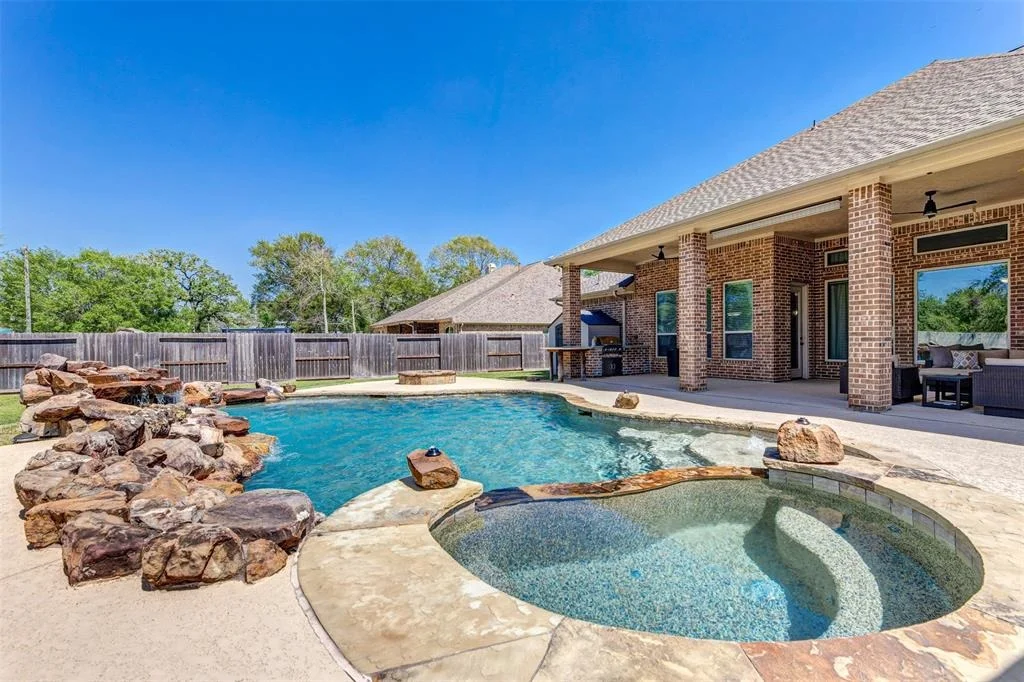 Photo of 13806 Lake Port