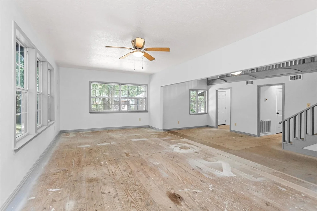 Photo of 5693 Cessna Drive