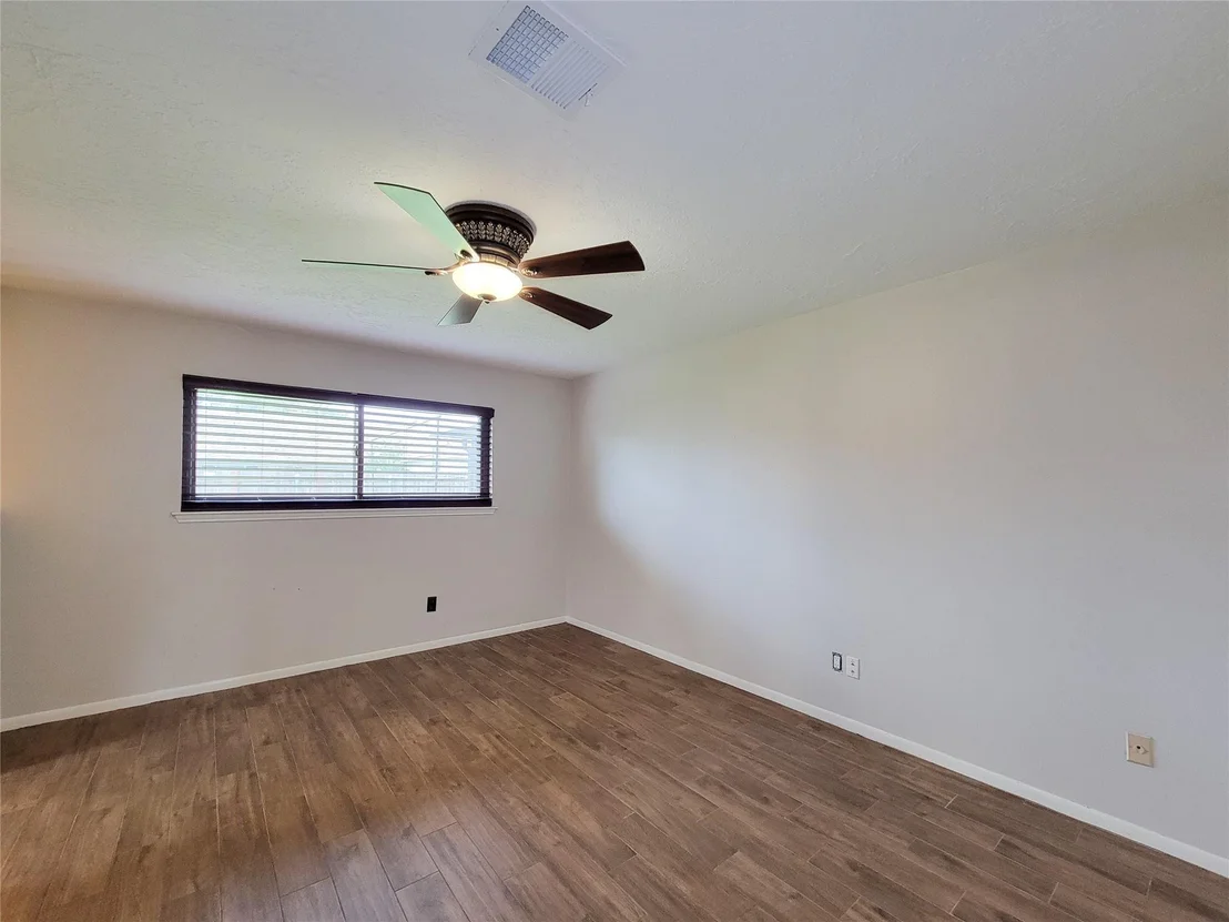Photo of 9202 Benning Drive