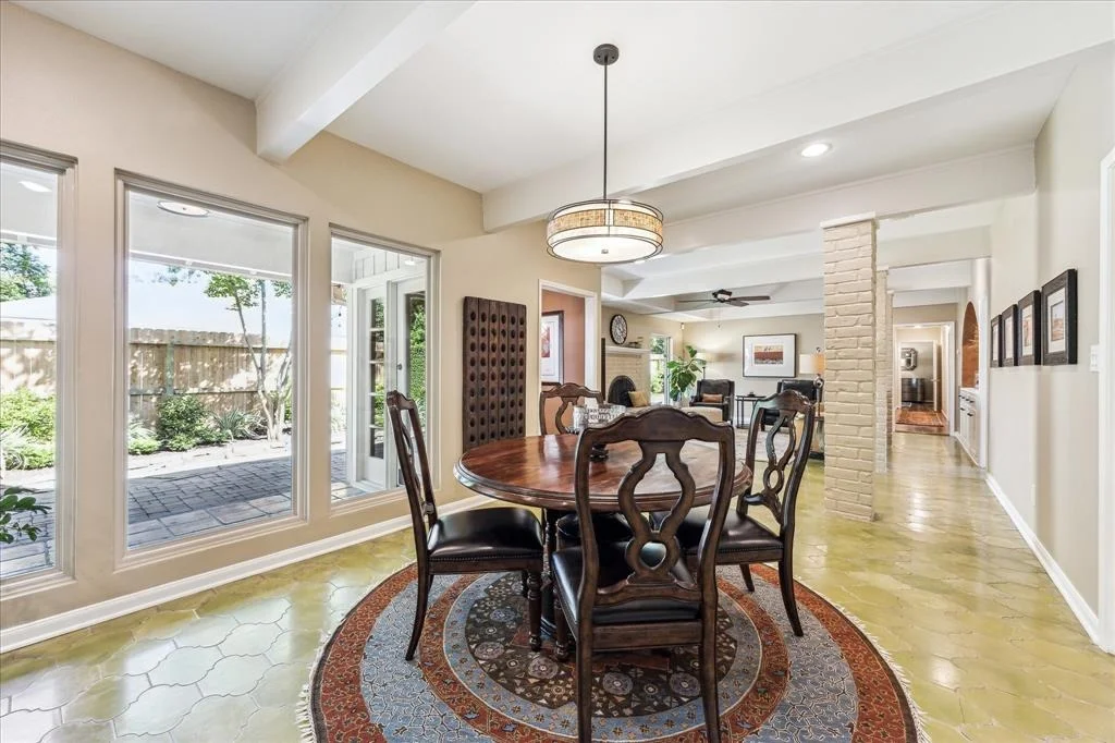 Photo of 10031 Olympia Drive