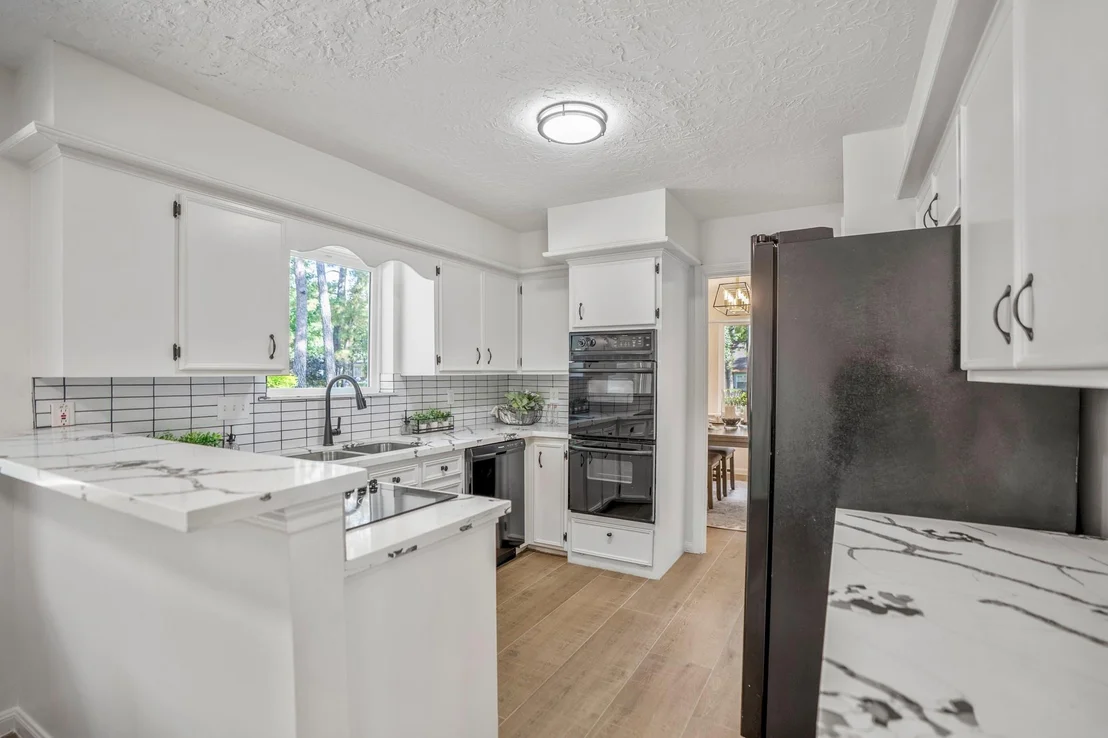 Photo of 6303 Larkmount Drive