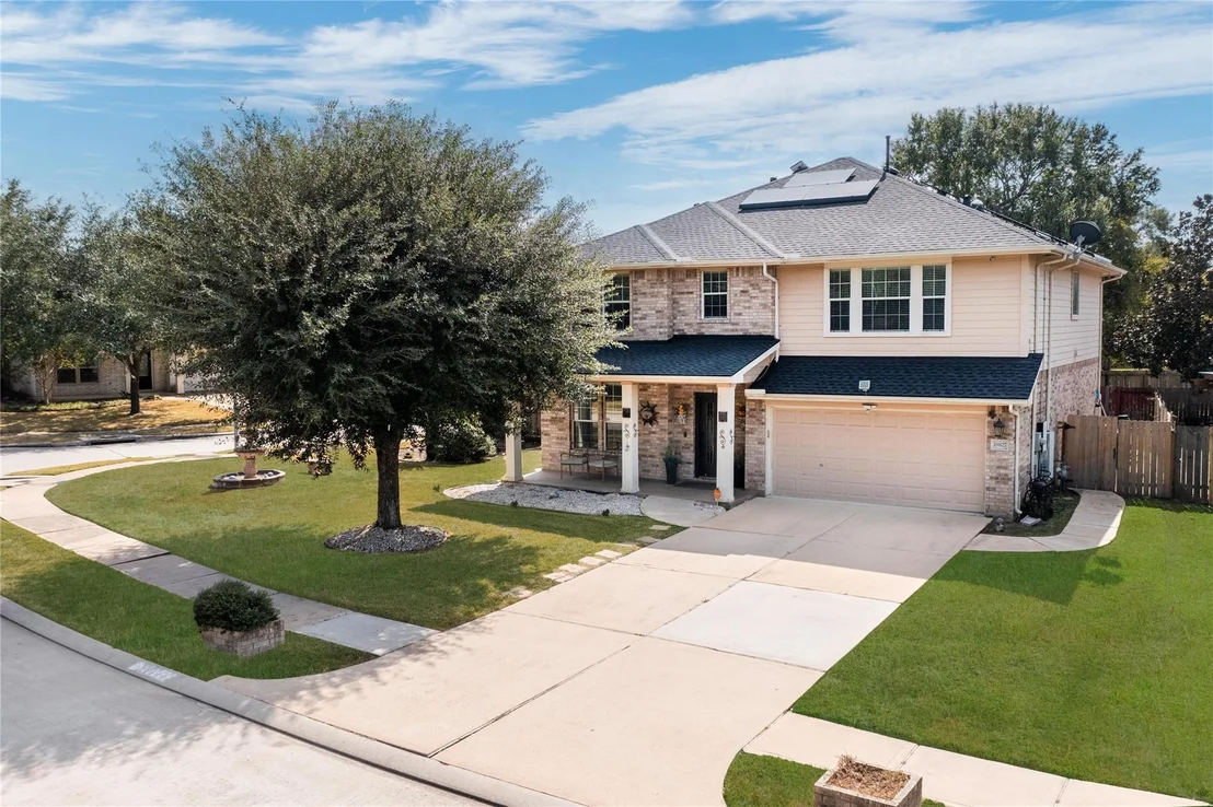 Photo of 18827 Squirrel Oaks Drive