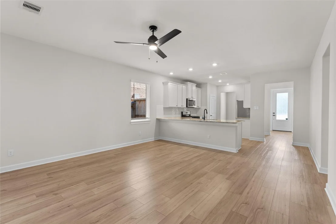 Photo of 6167 White Spruce Drive