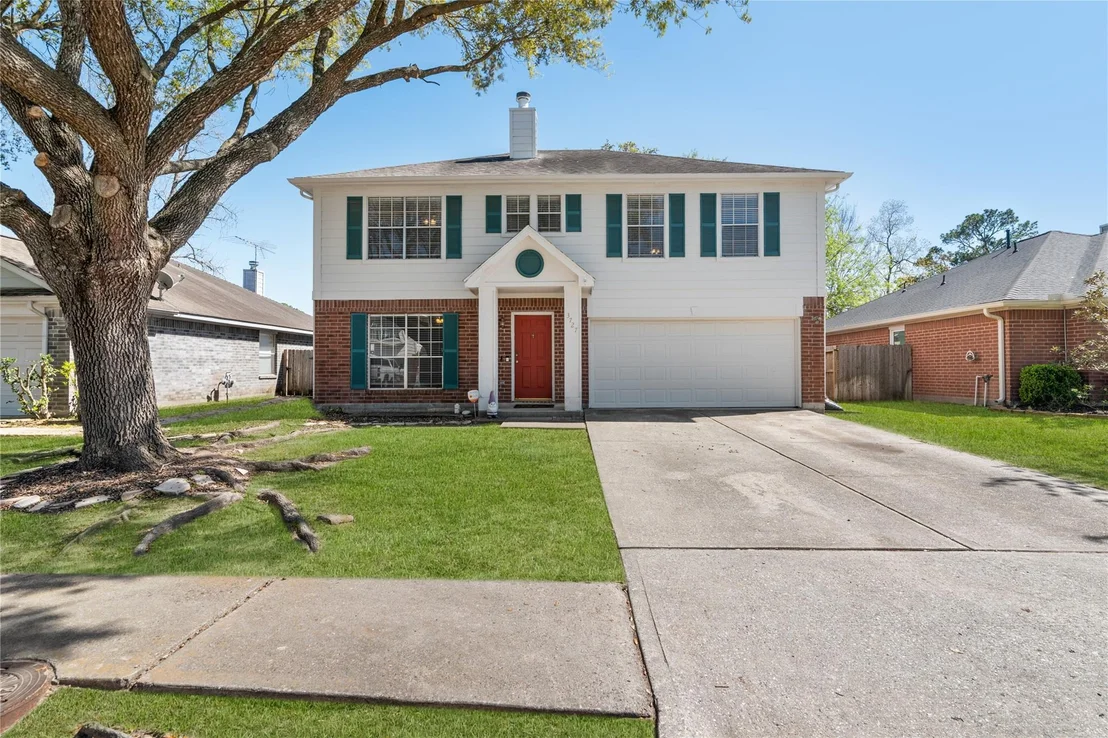 Photo of 3727 Oak Lace Drive