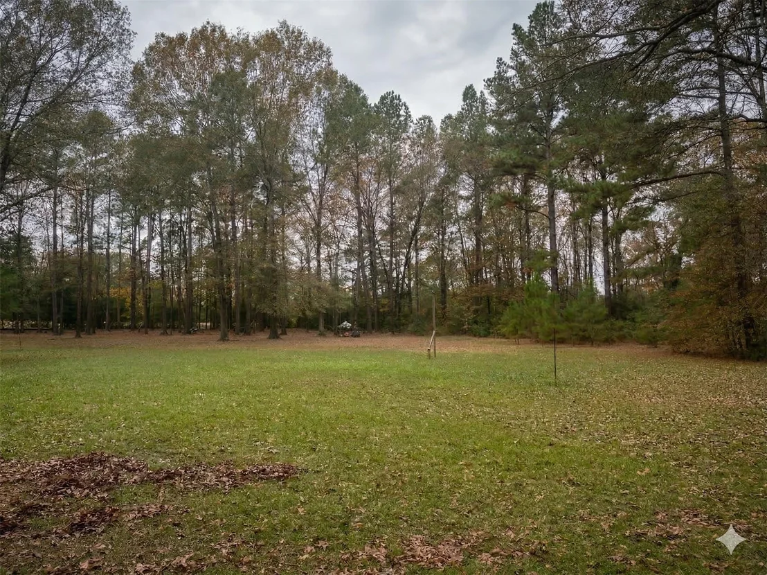 Photo of 944 Whispering Pine Lane