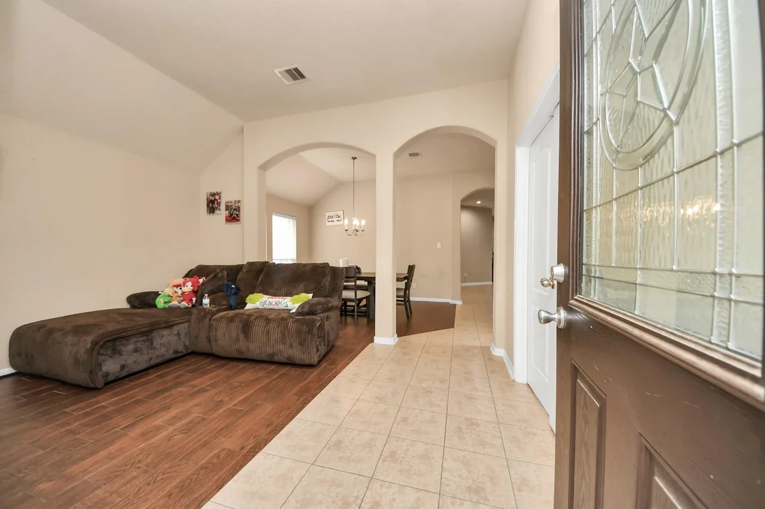 Photo of 9307 Russeff Field Lane