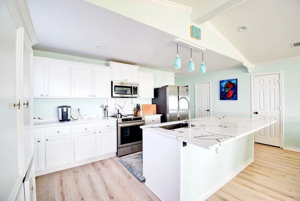 Photo of 1034 Bluewater Highway