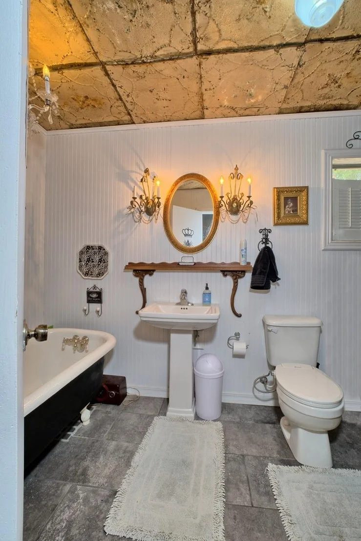 Photo of 385 Cedar Ridge