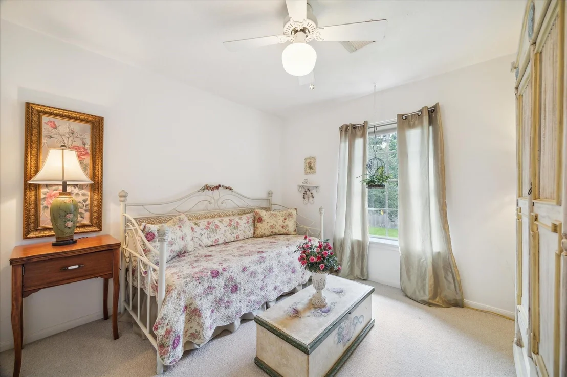 Photo of 20810 Redbud Trail