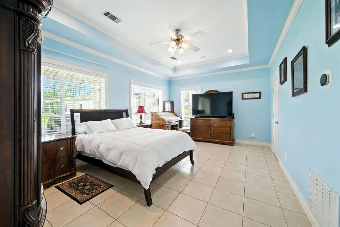 Photo of 15402 Long Road