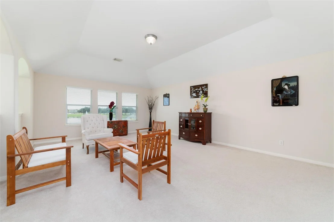 Photo of 8 Terra Bella
