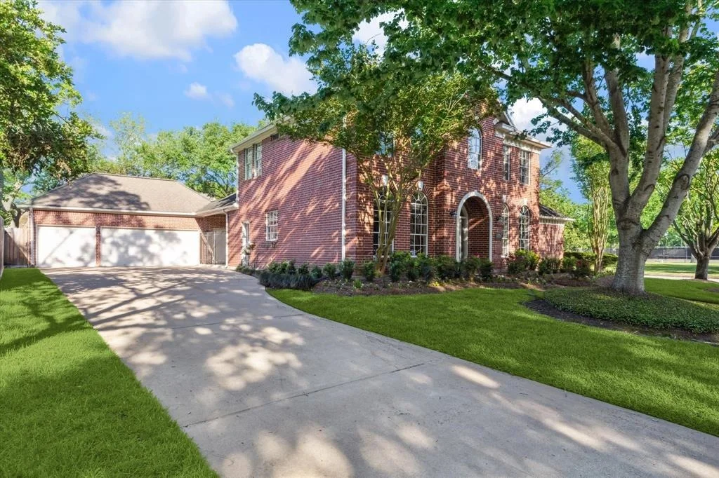 Photo of 15619 River Maple Lane