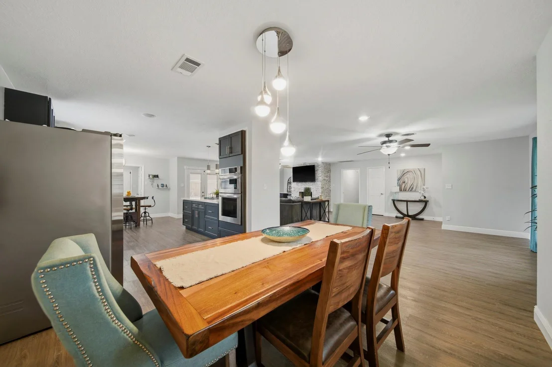 Photo of 2110 Oceanview Drive