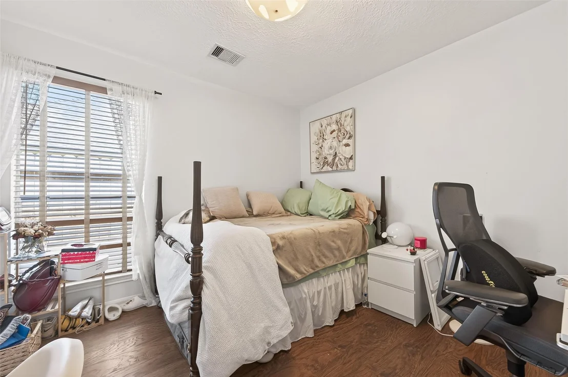 Photo of 3219 Shadowleaf Drive