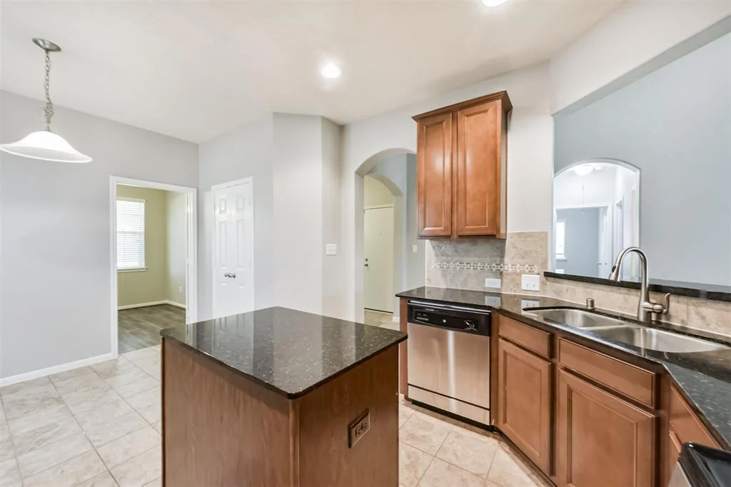 Photo of 5206 Lakota Trail